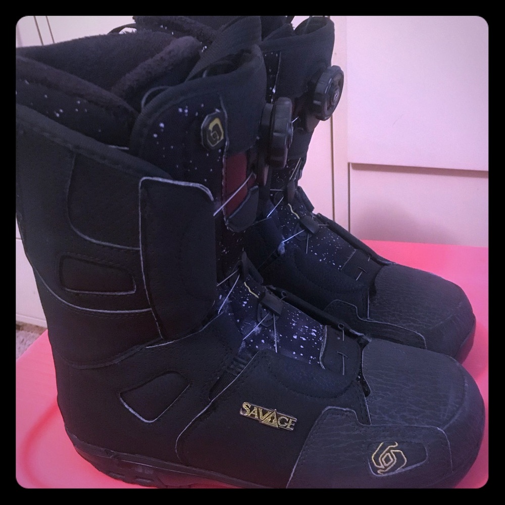 Salomon Savage Snowboarding Boots